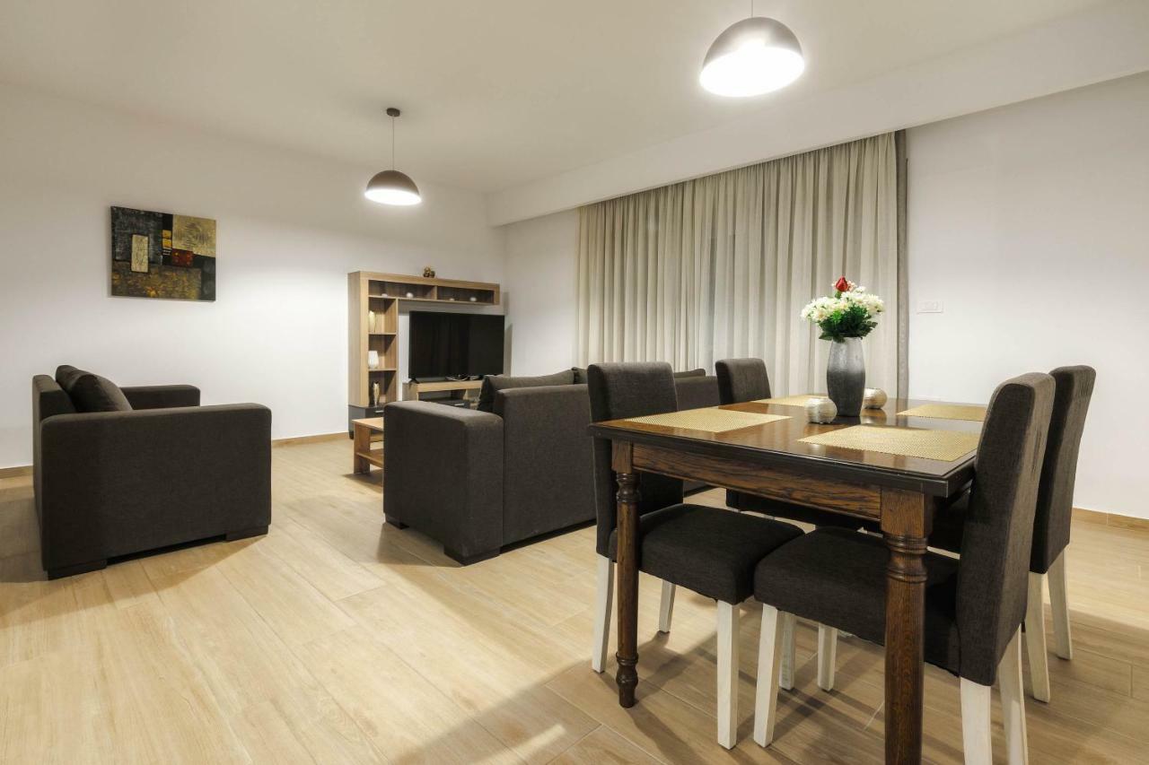 Oresteia Downtown Apartment ไซคิย์นธอสทาวน์ ภายนอก รูปภาพ
