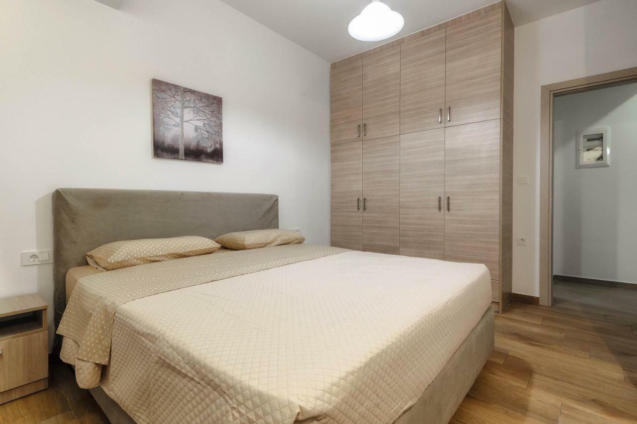 Oresteia Downtown Apartment ไซคิย์นธอสทาวน์ ภายนอก รูปภาพ
