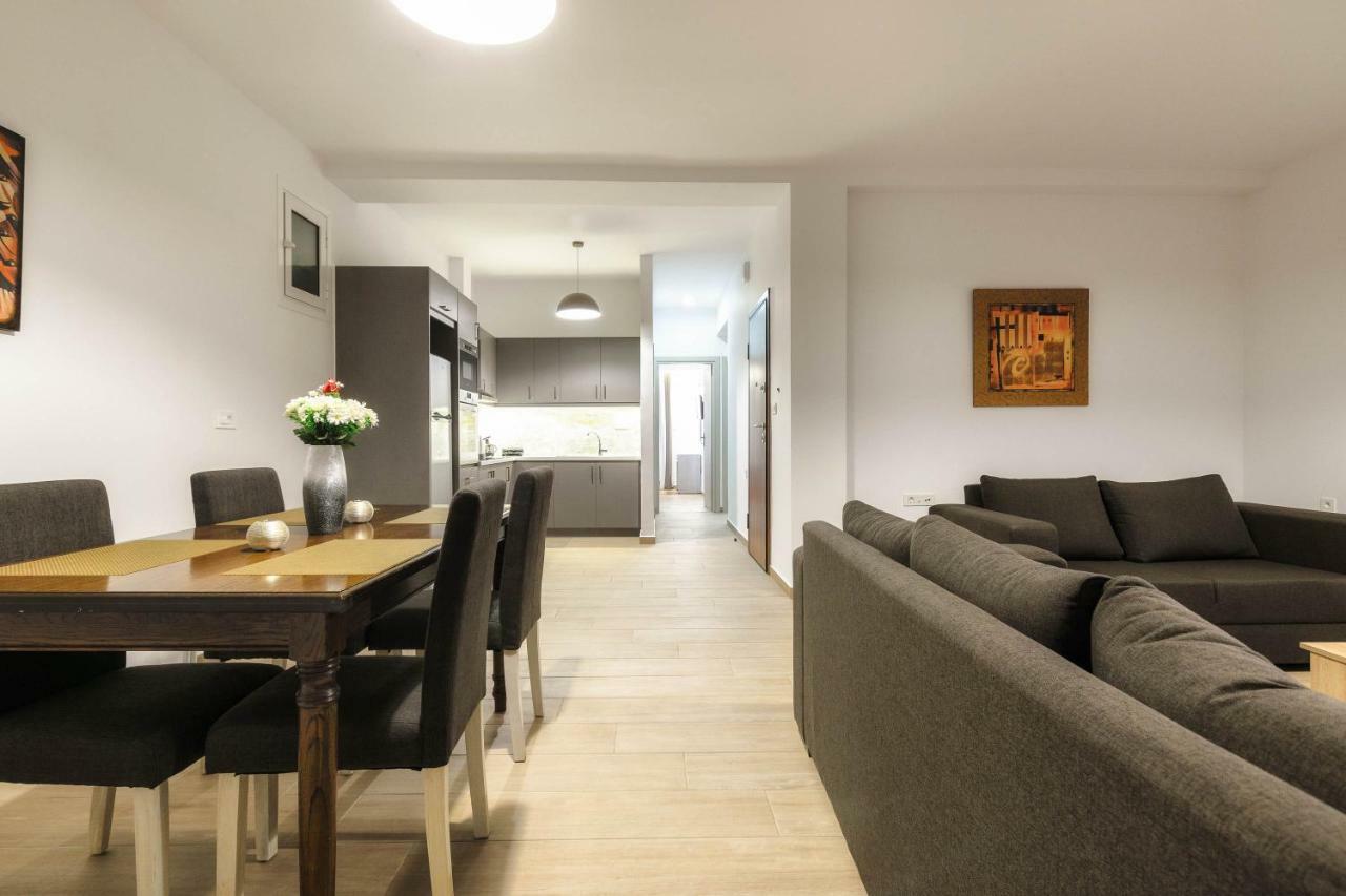 Oresteia Downtown Apartment ไซคิย์นธอสทาวน์ ภายนอก รูปภาพ